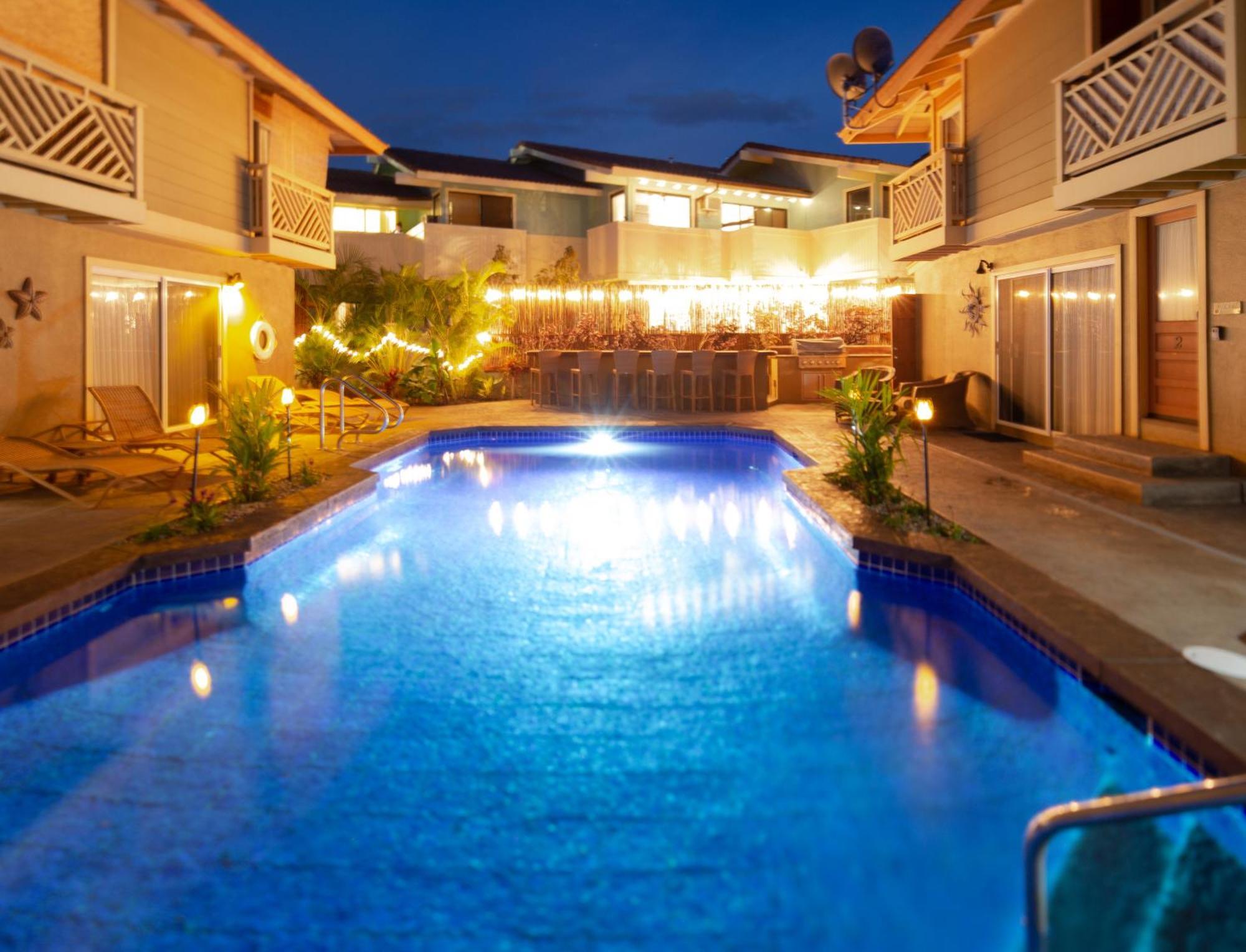 Bamboo Suite, 1 Bedroom, Sleeps 4, Pool & Bbq, Pre-Renovation Summer Sale Kihei Exteriör bild